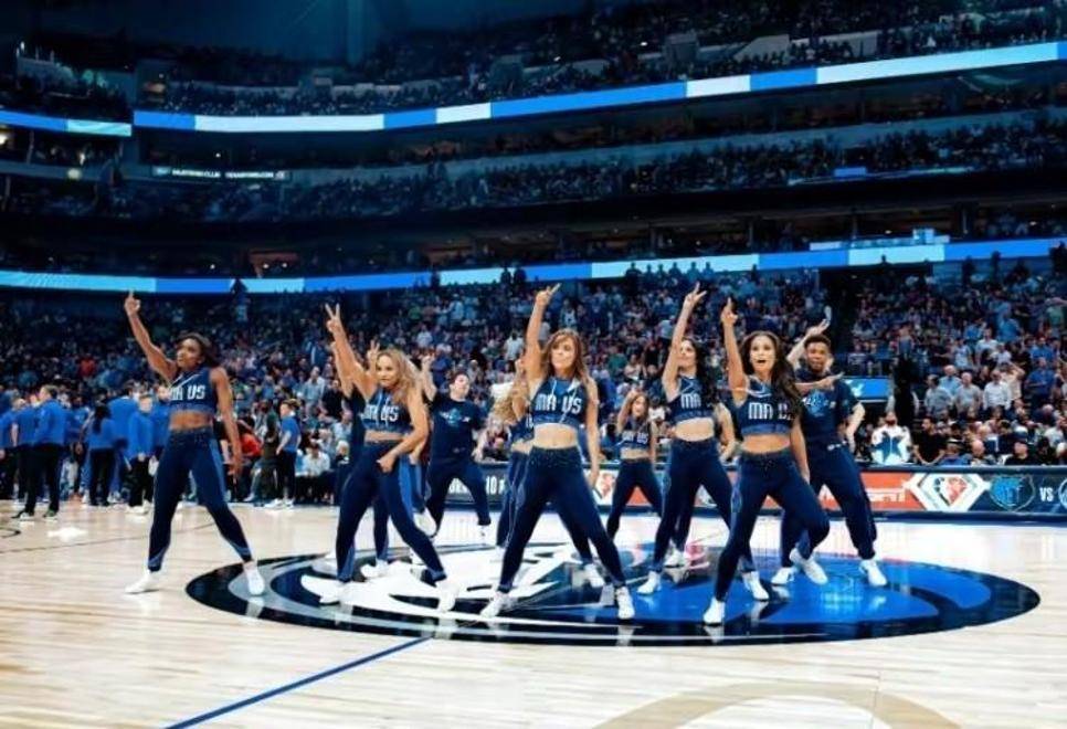 随机JackeyLove新星败北表现突出，篮网前途光明！